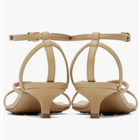 NIB Bottega Veneta Stretch Multi-Strap Leather Sandals Size 8 - NUDE - Picture 4 of 10